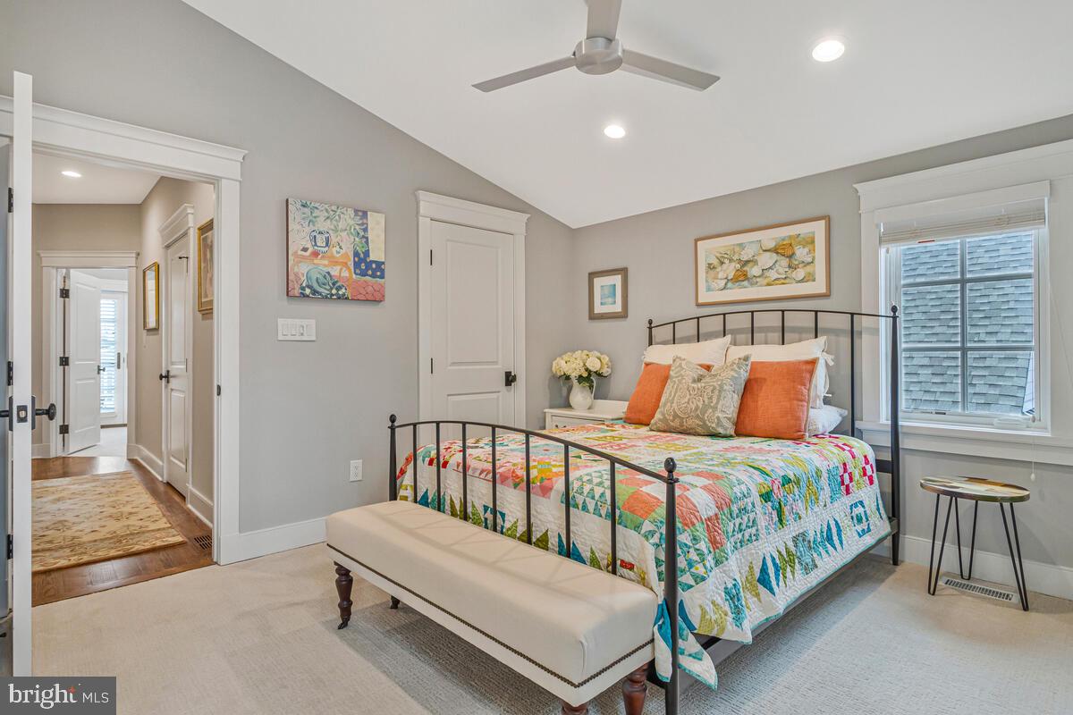 EASTPORT - Residential