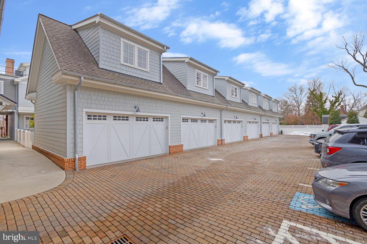 EASTPORT - Residential