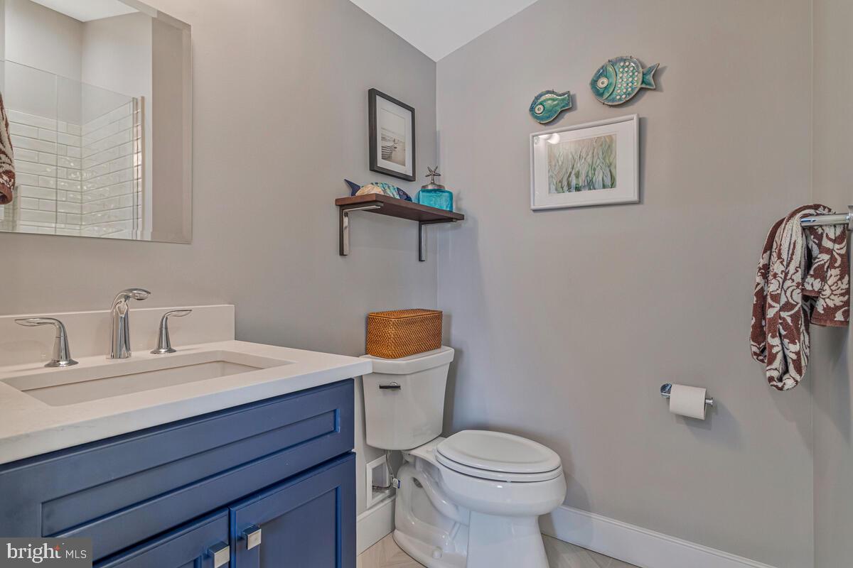 EASTPORT - Residential