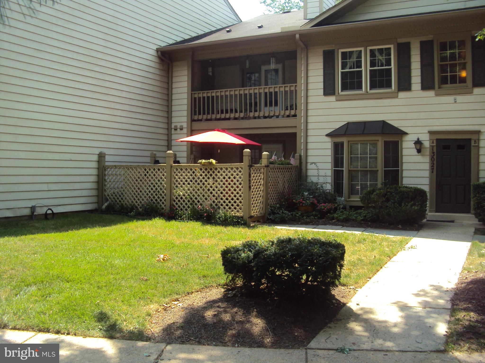PRISTINE**Fresh Paint & New Carpet Throughout!!! This very nice Patio Level Garden Style Condo in the sought after Waters Landing community features a Fireplace, Large Master with Huge Walk-In Closet & 1 Yr HMS Home Warranty**New Hot Water Heater**VA & FHA Approved**Low Condo Fee**Pools, Pathways, & Lake, near Montgomery College, Towne Center & Opera House**