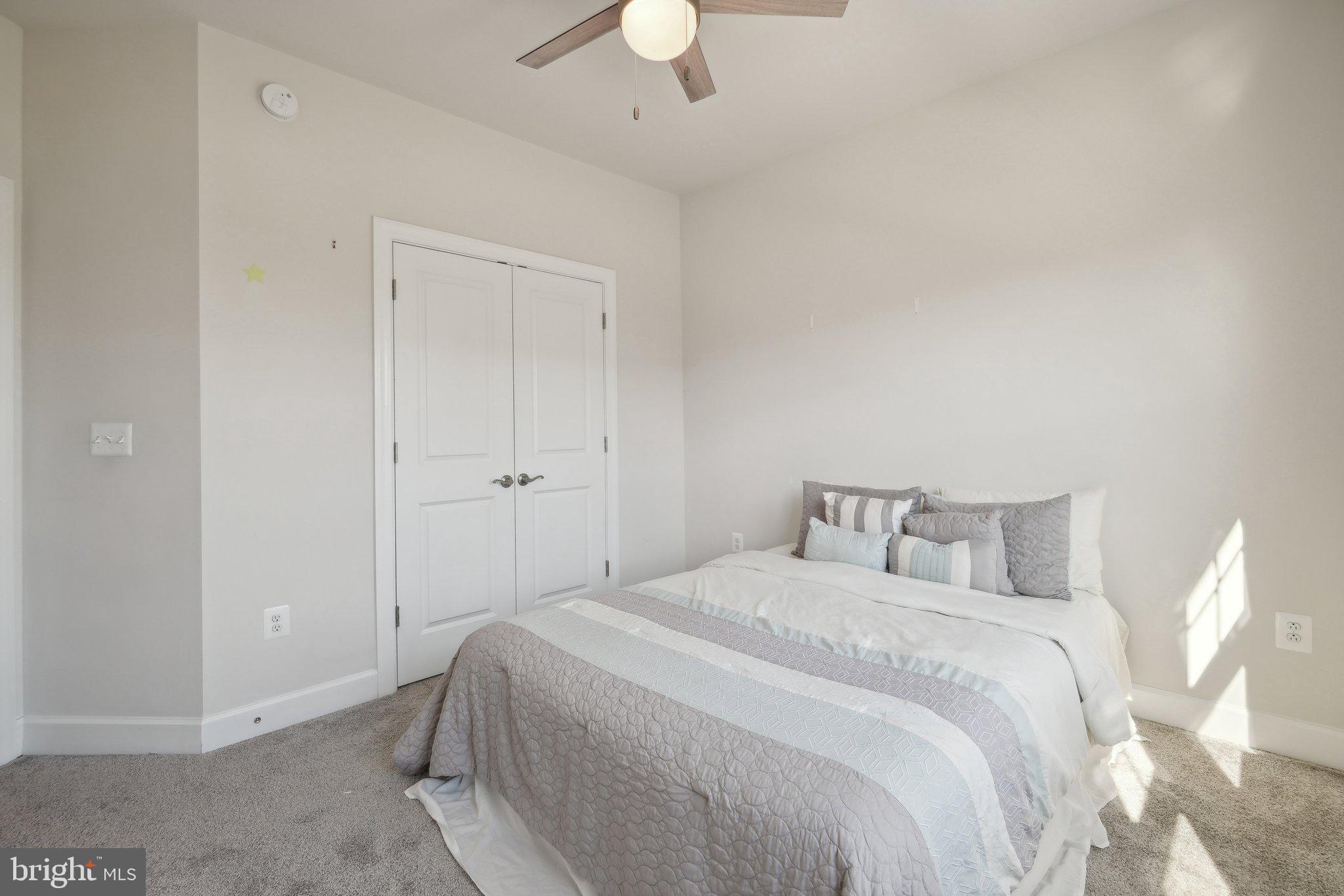 BRADLEY SQUARE - Residential