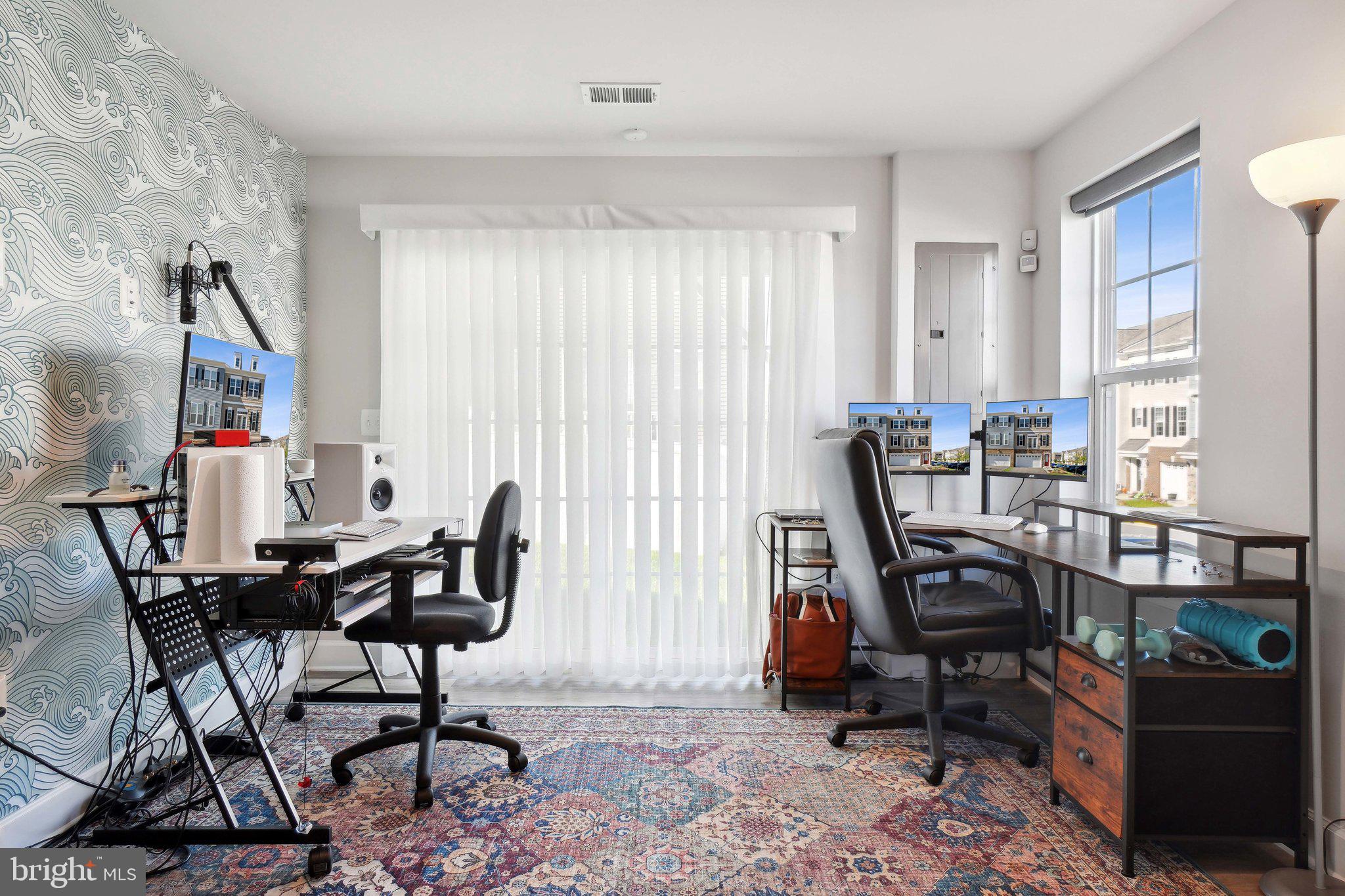 BRADLEY SQUARE - Residential