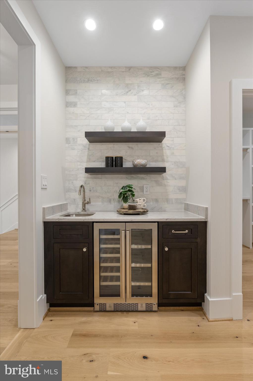 CHESTERBROOK GARDENS - Residential