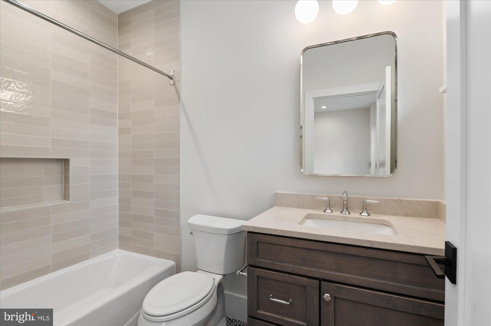 CHESTERBROOK GARDENS - Residential