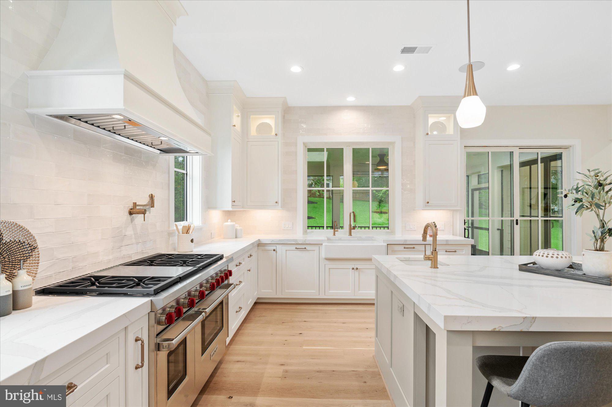 CHESTERBROOK GARDENS - Residential