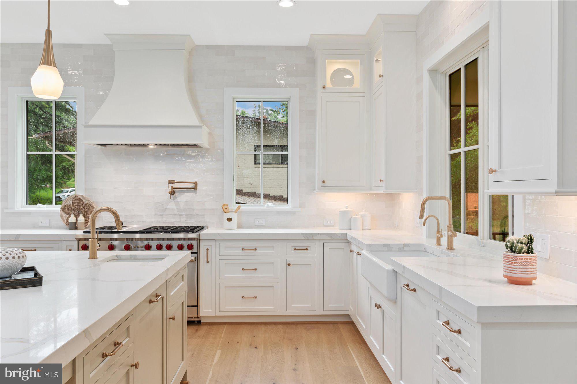 CHESTERBROOK GARDENS - Residential