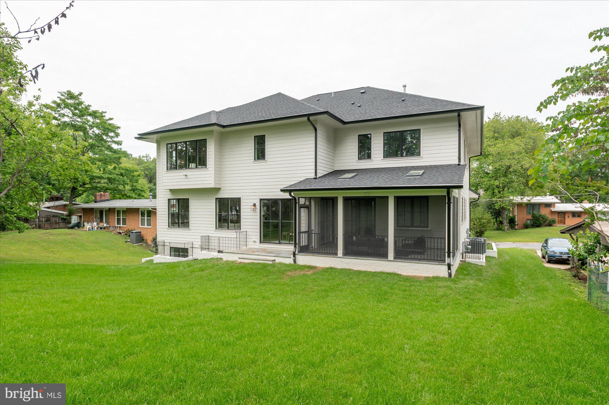 CHESTERBROOK GARDENS - Residential