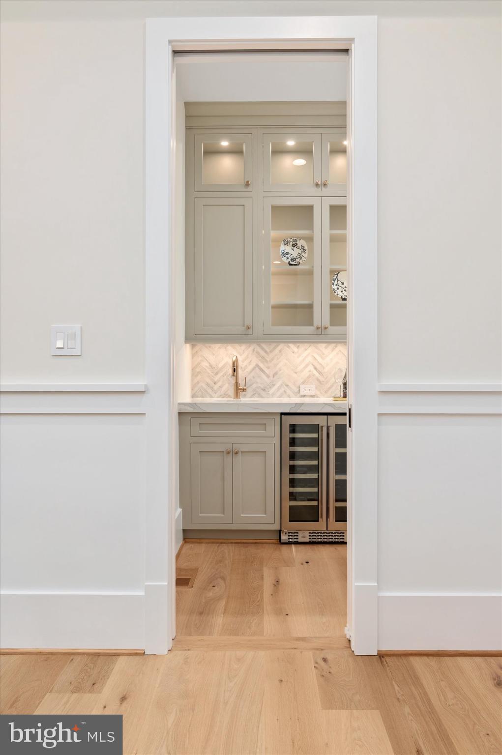 CHESTERBROOK GARDENS - Residential