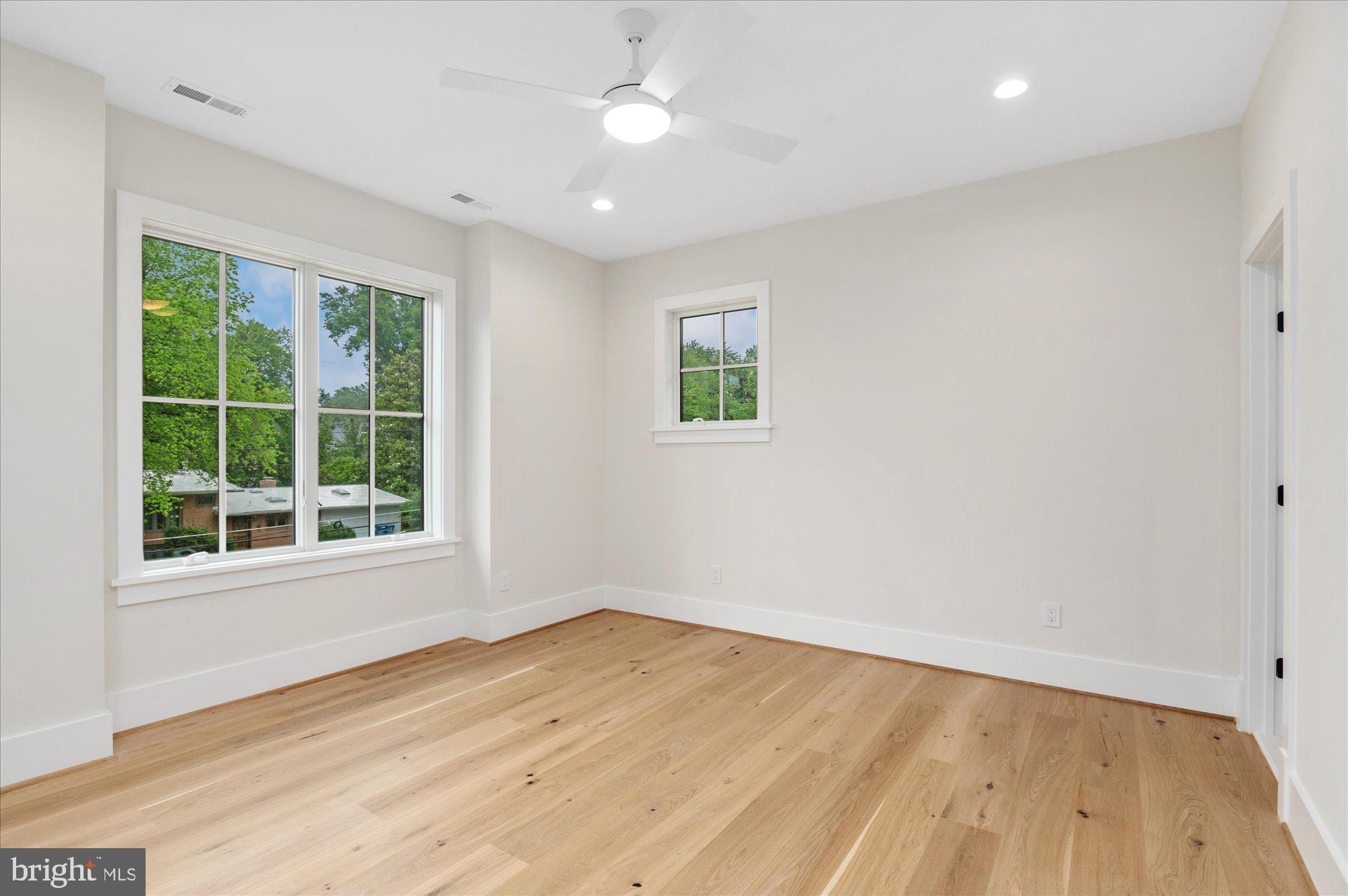 CHESTERBROOK GARDENS - Residential