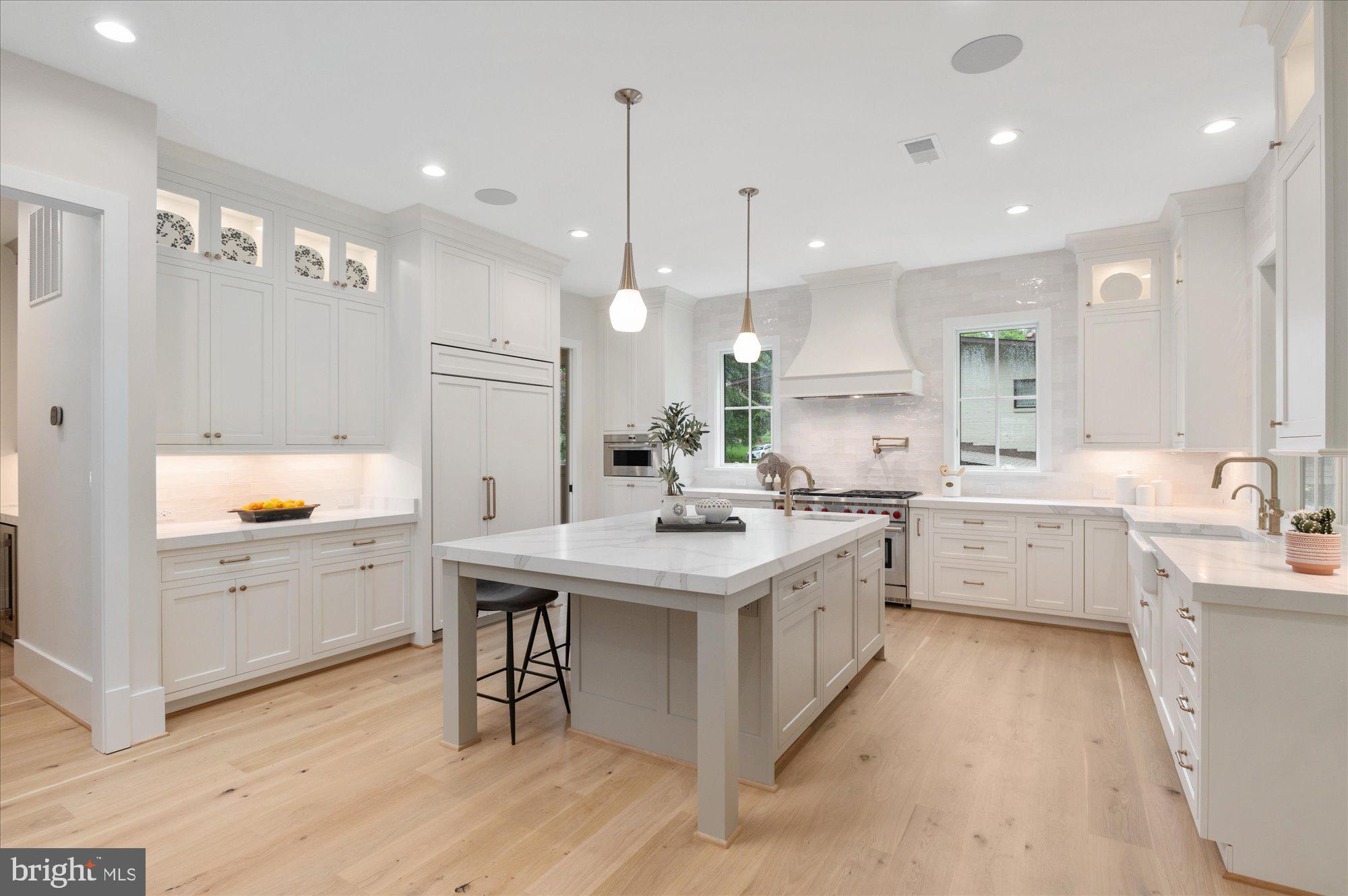 CHESTERBROOK GARDENS - Residential