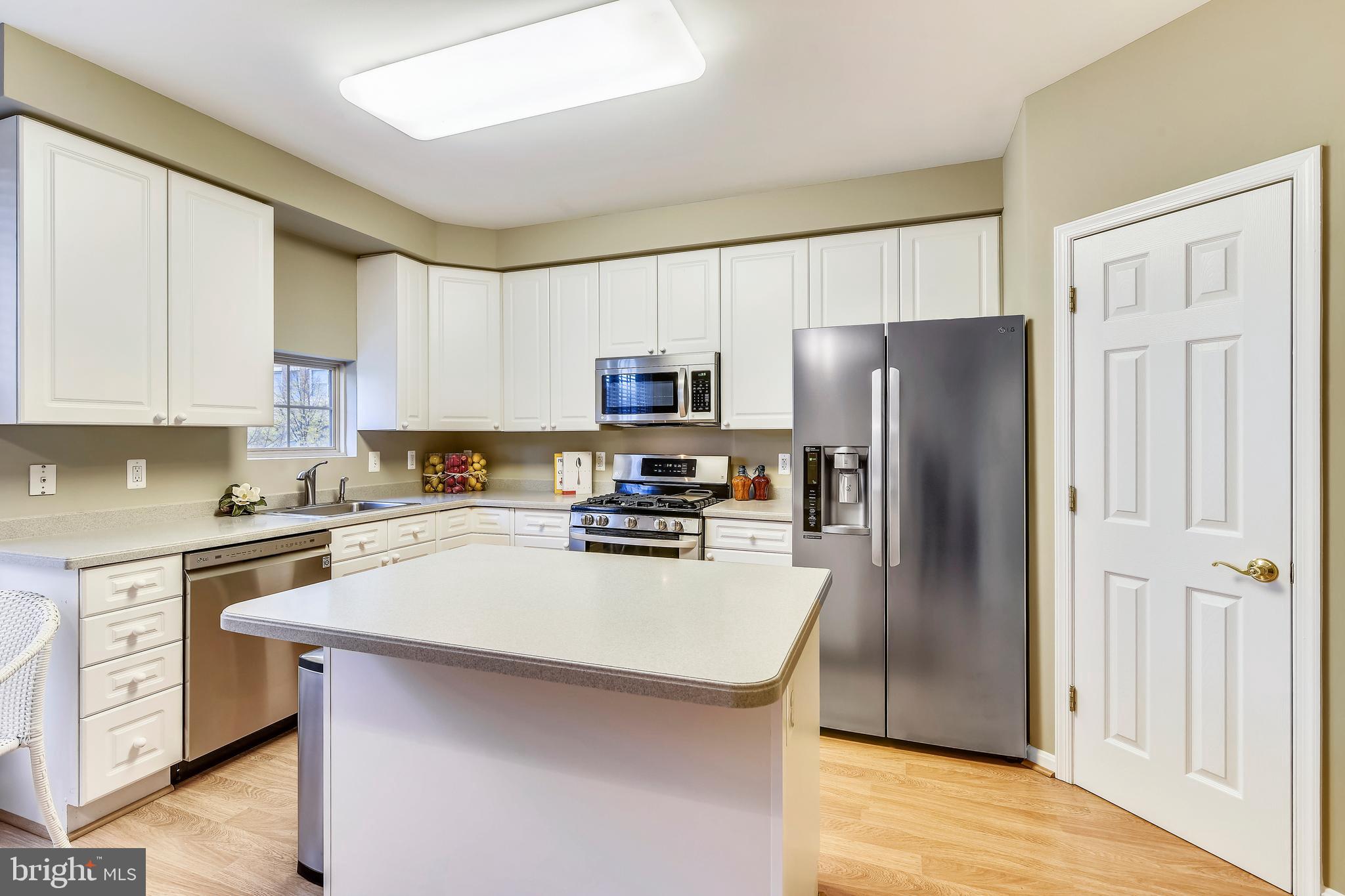 STRATFORD - Residential