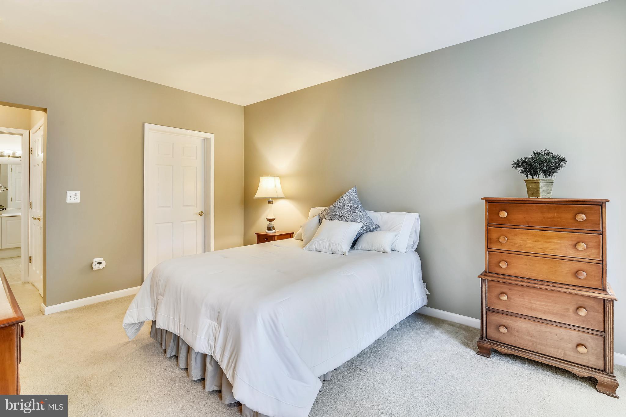 STRATFORD - Residential