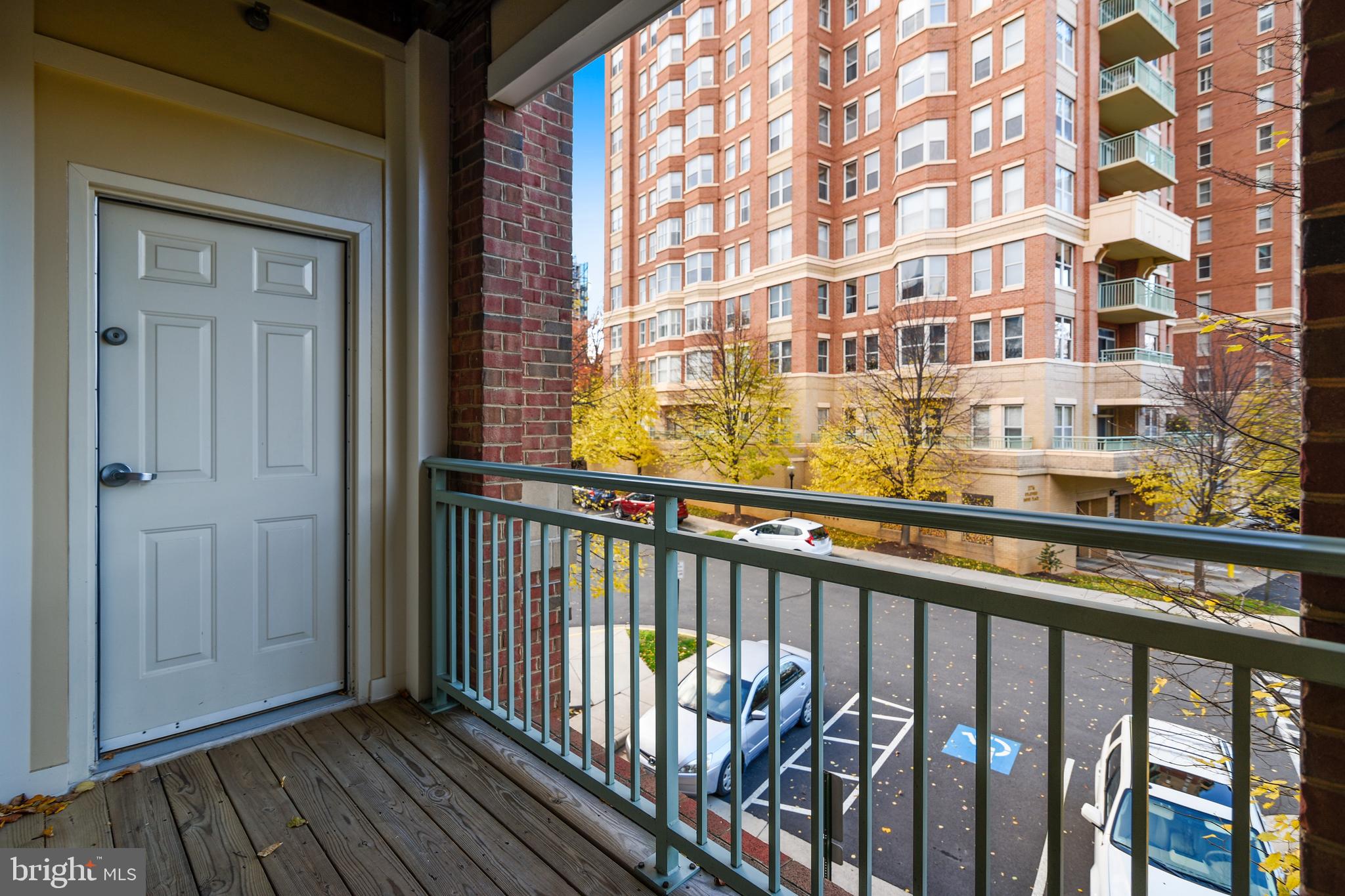 STRATFORD - Residential