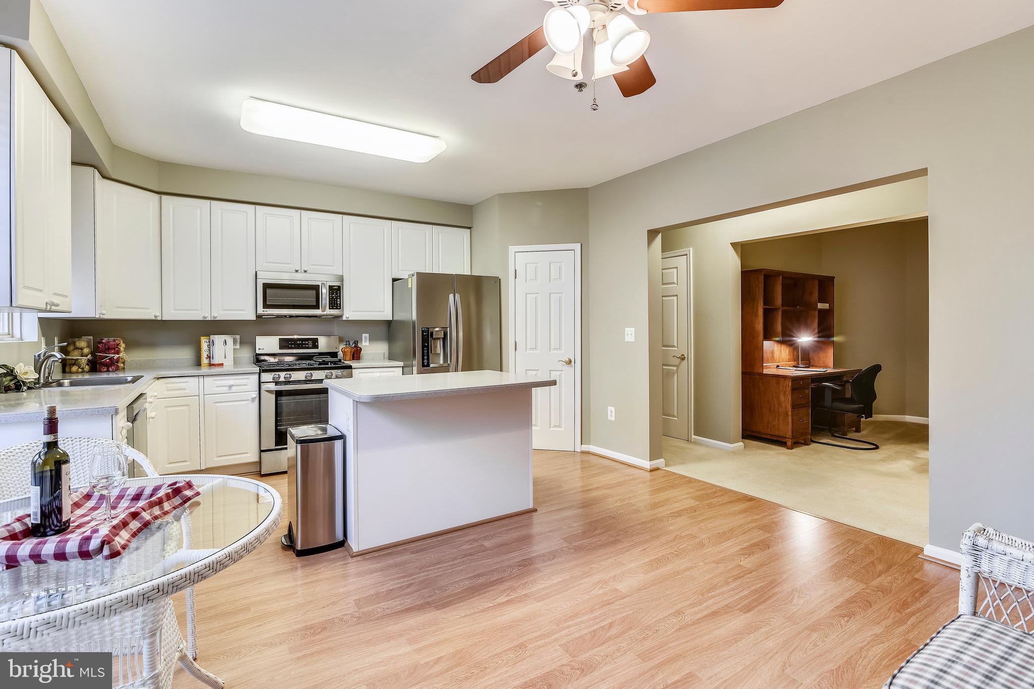 STRATFORD - Residential