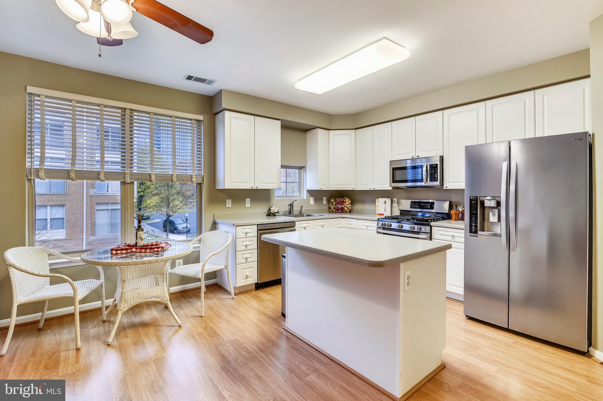 STRATFORD - Residential