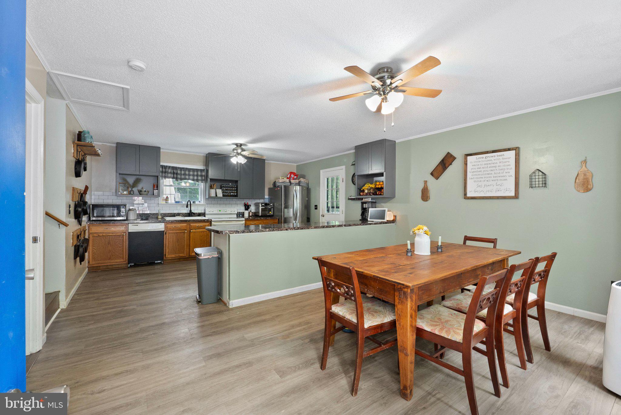 SHAWNEELAND - Residential