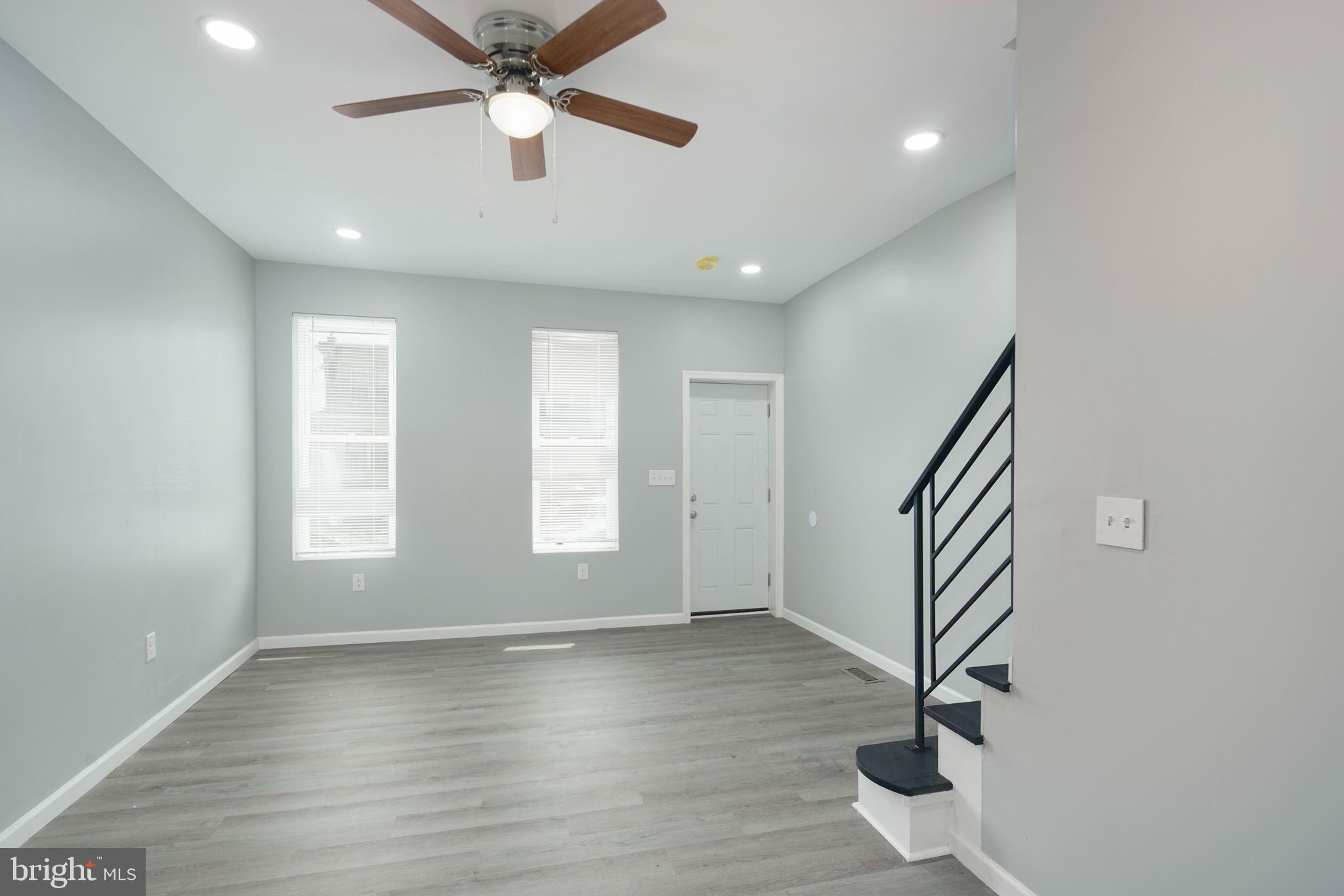 PORT RICHMOND - Residential