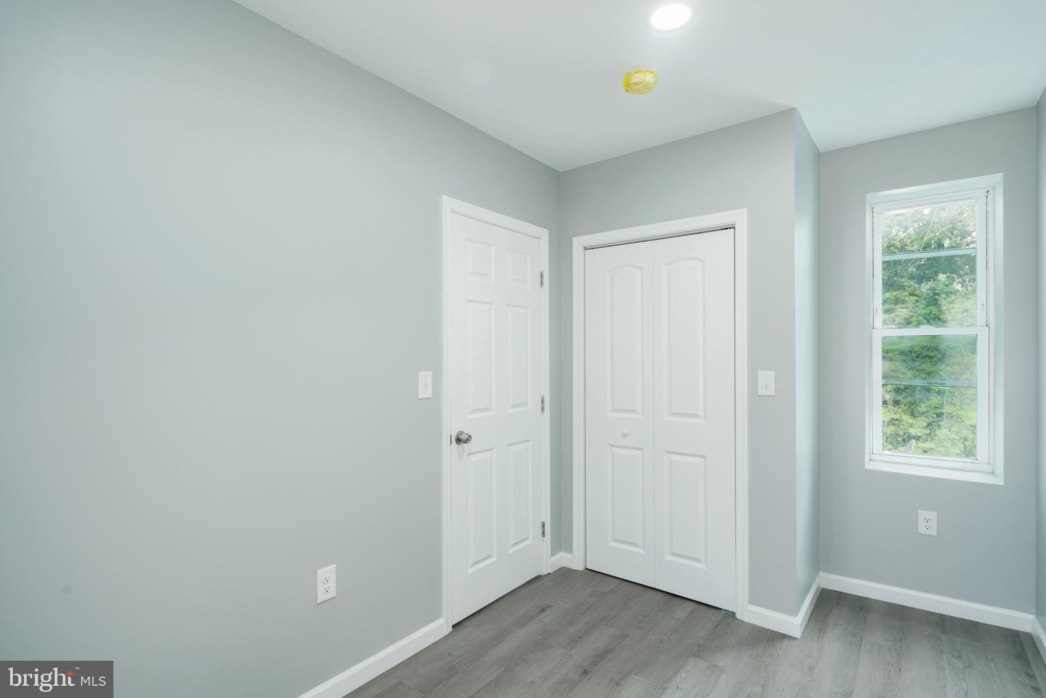 PORT RICHMOND - Residential