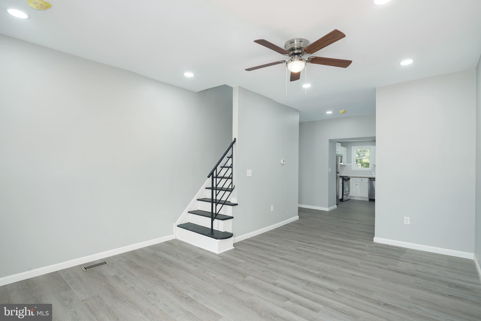 PORT RICHMOND - Residential