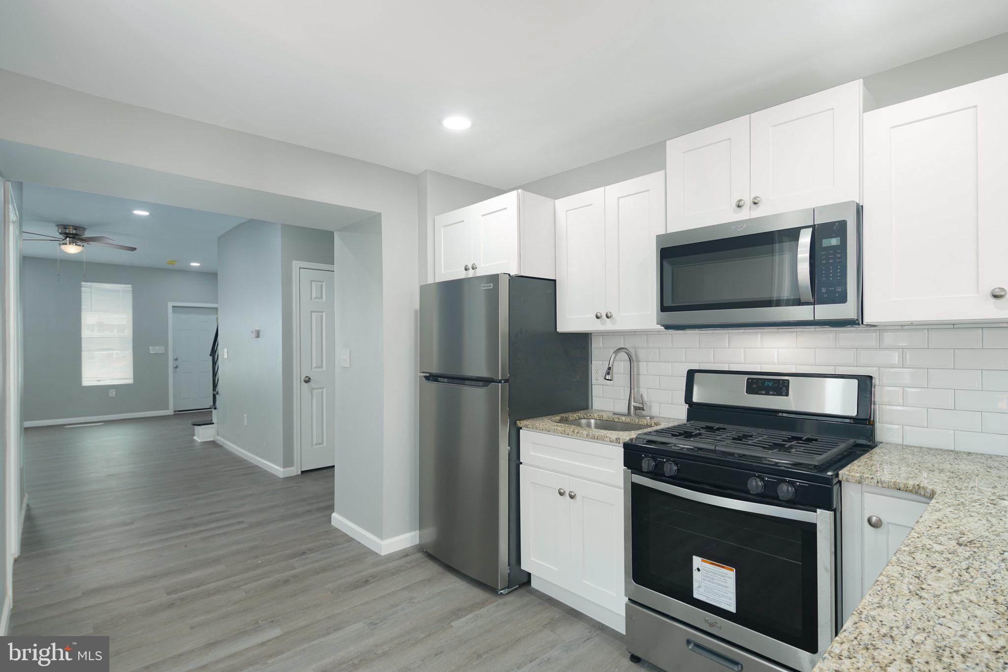 PORT RICHMOND - Residential