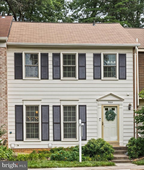 Photo of 9664 Masterworks Drive, VIENNA, VA 22181 (MLS # VAFX2328206)
