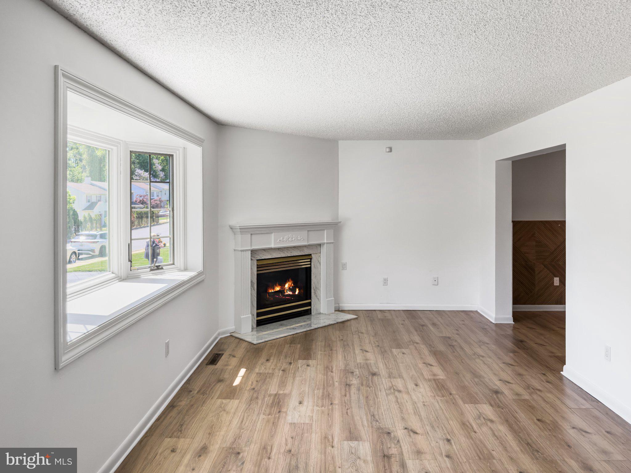 YORKTOWN - Residential