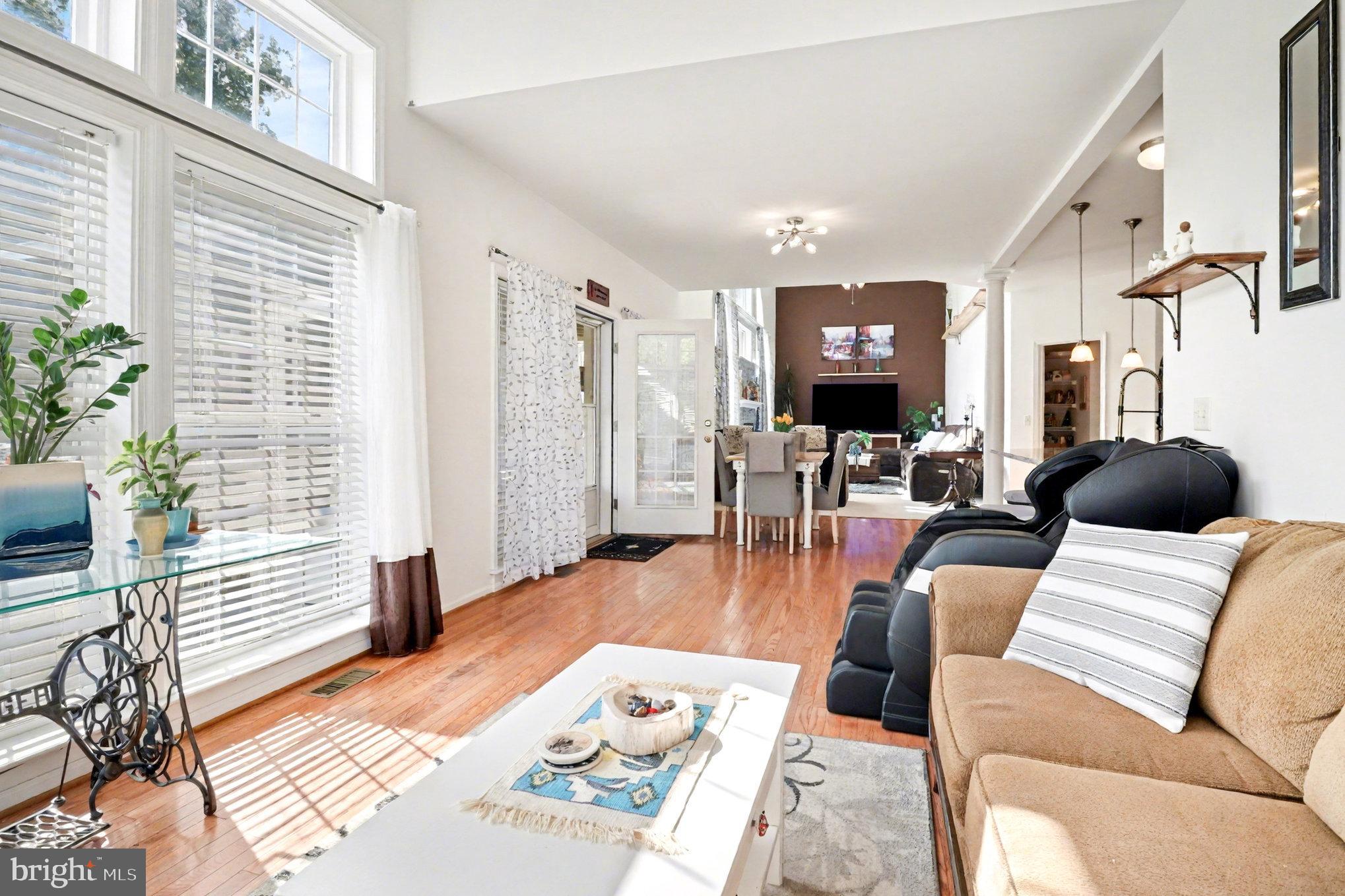 NEW MARKET EAST - Residential