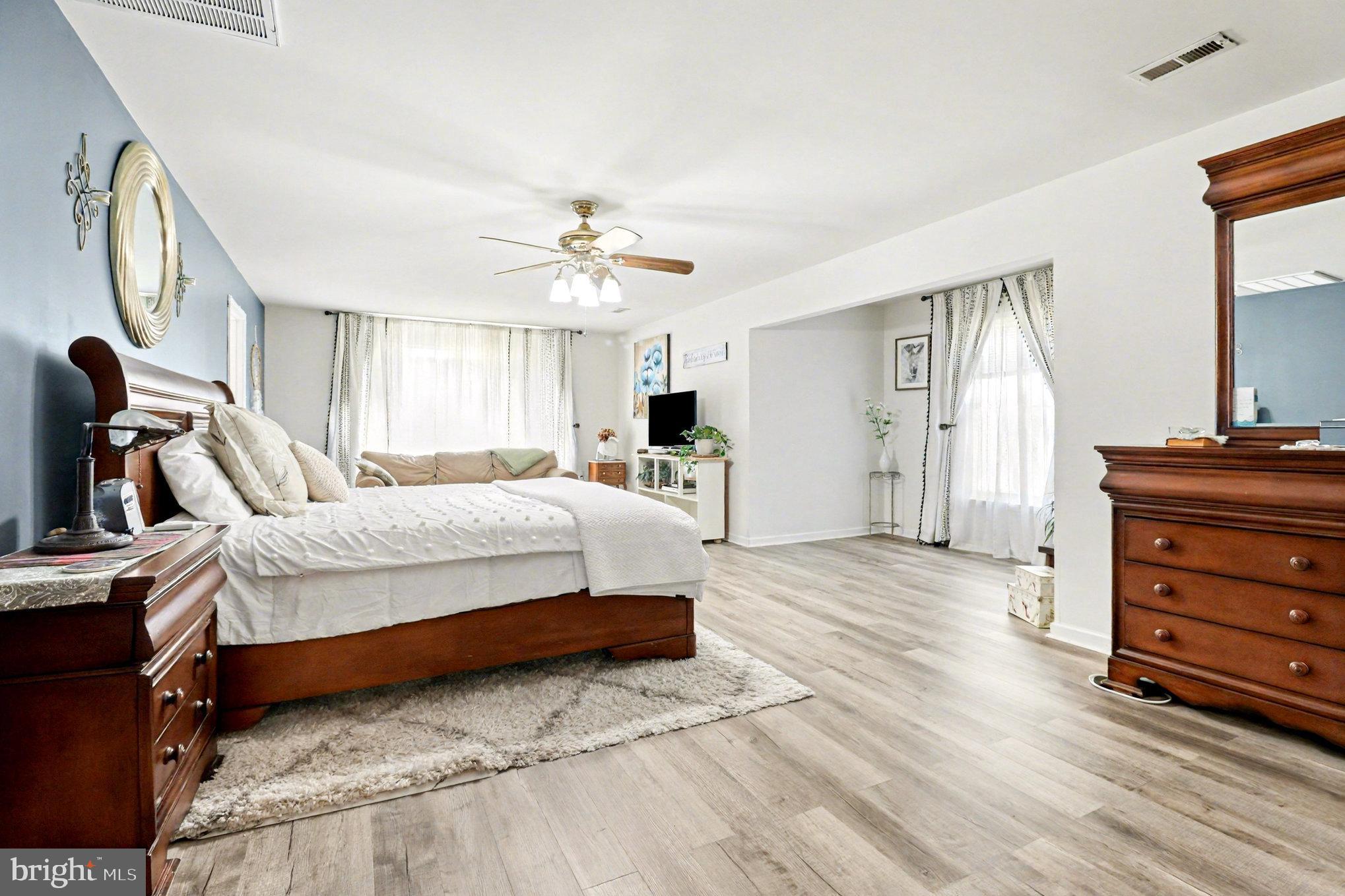 NEW MARKET EAST - Residential