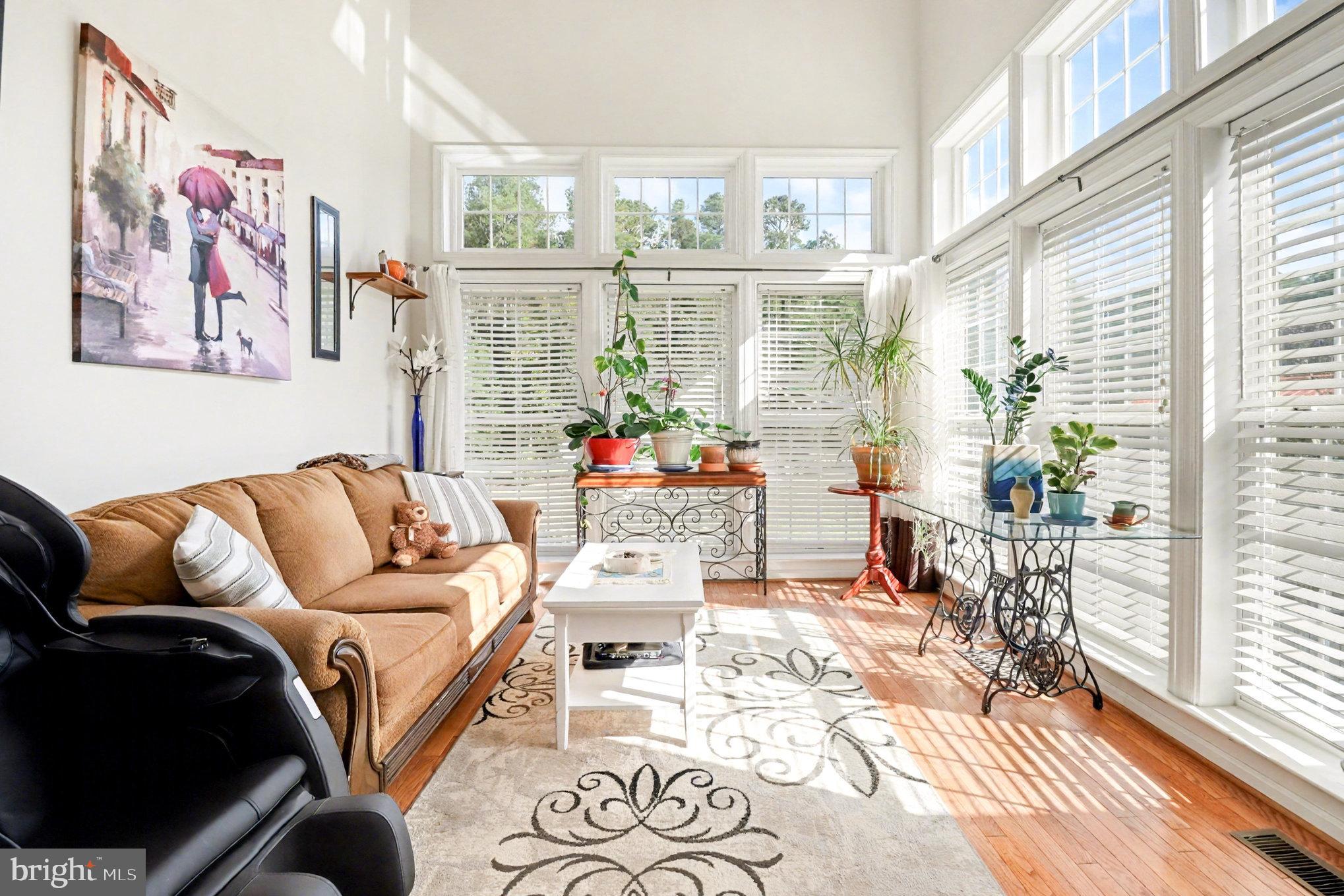 NEW MARKET EAST - Residential