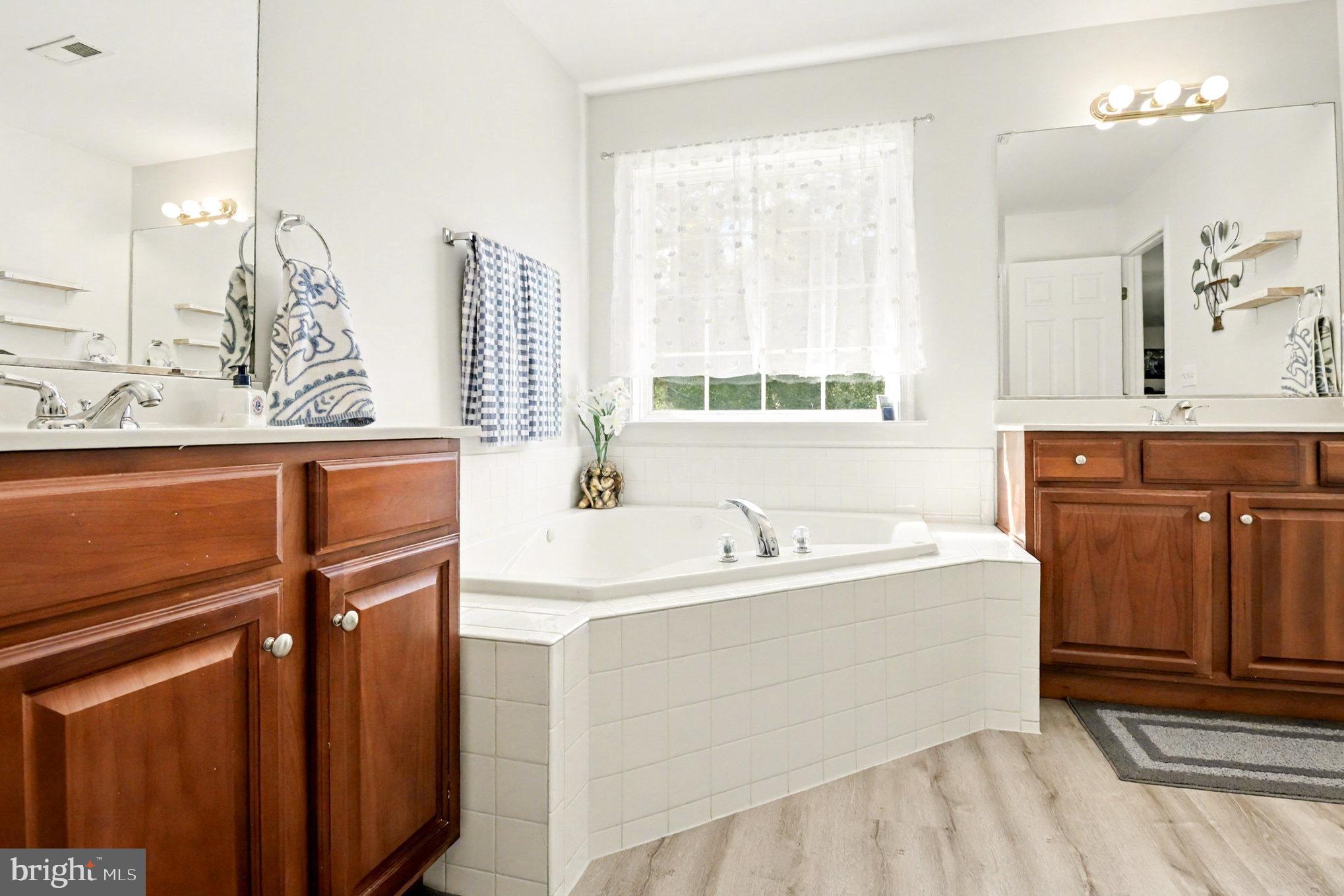 NEW MARKET EAST - Residential