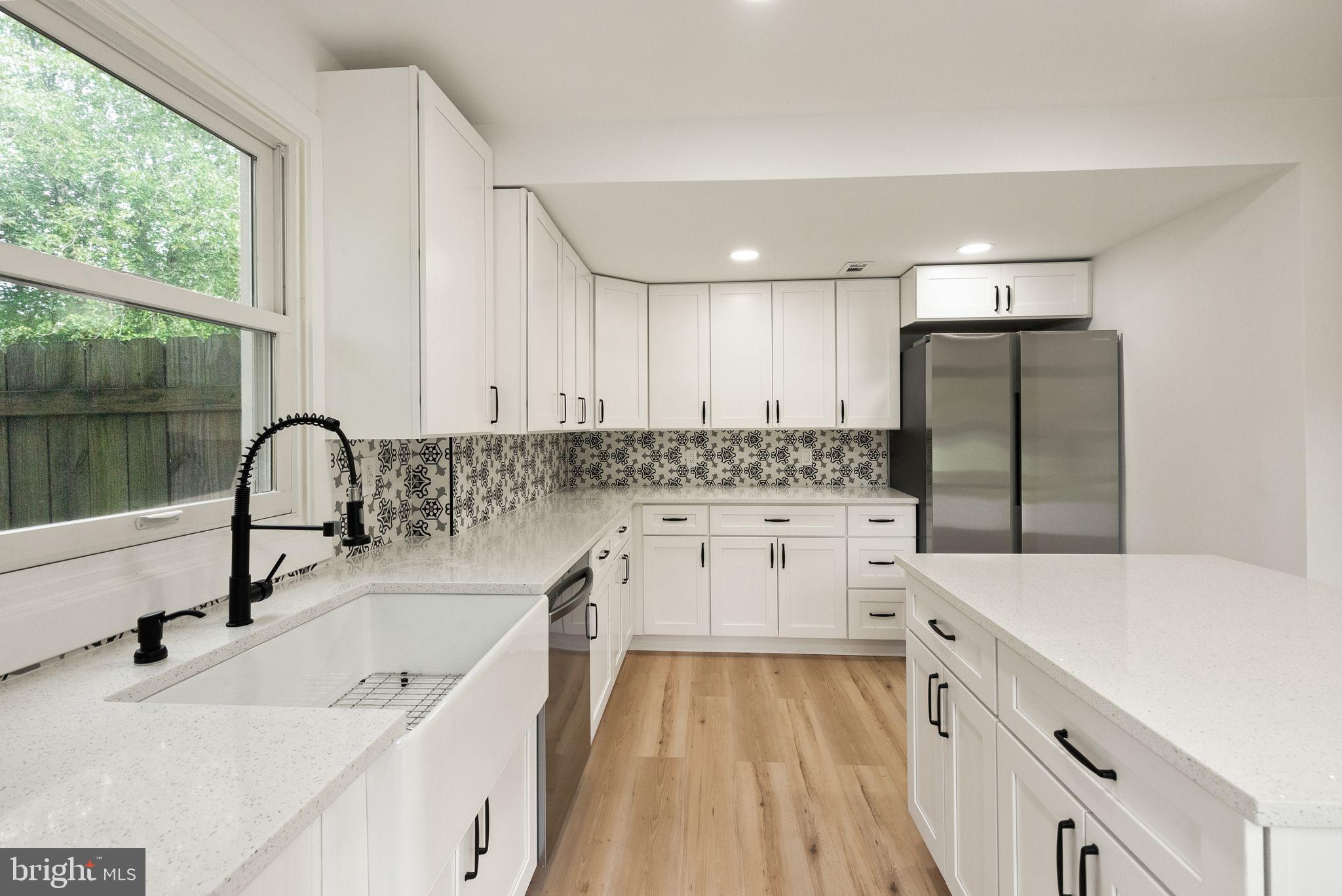 BROOKFIELD - Residential