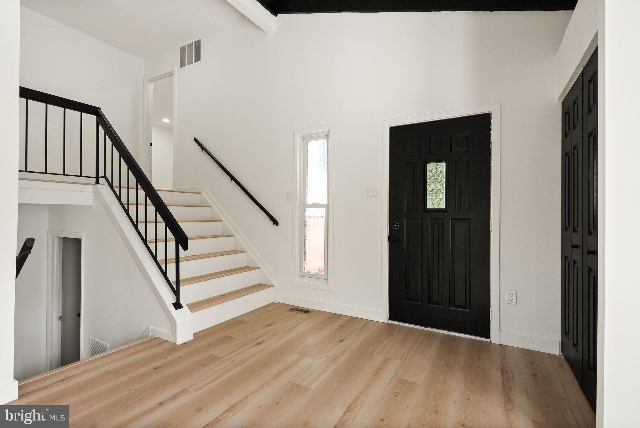 BROOKFIELD - Residential