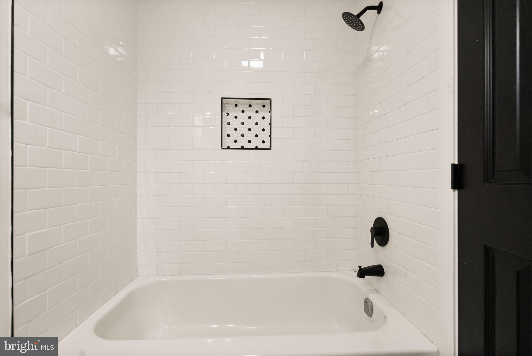 BROOKFIELD - Residential