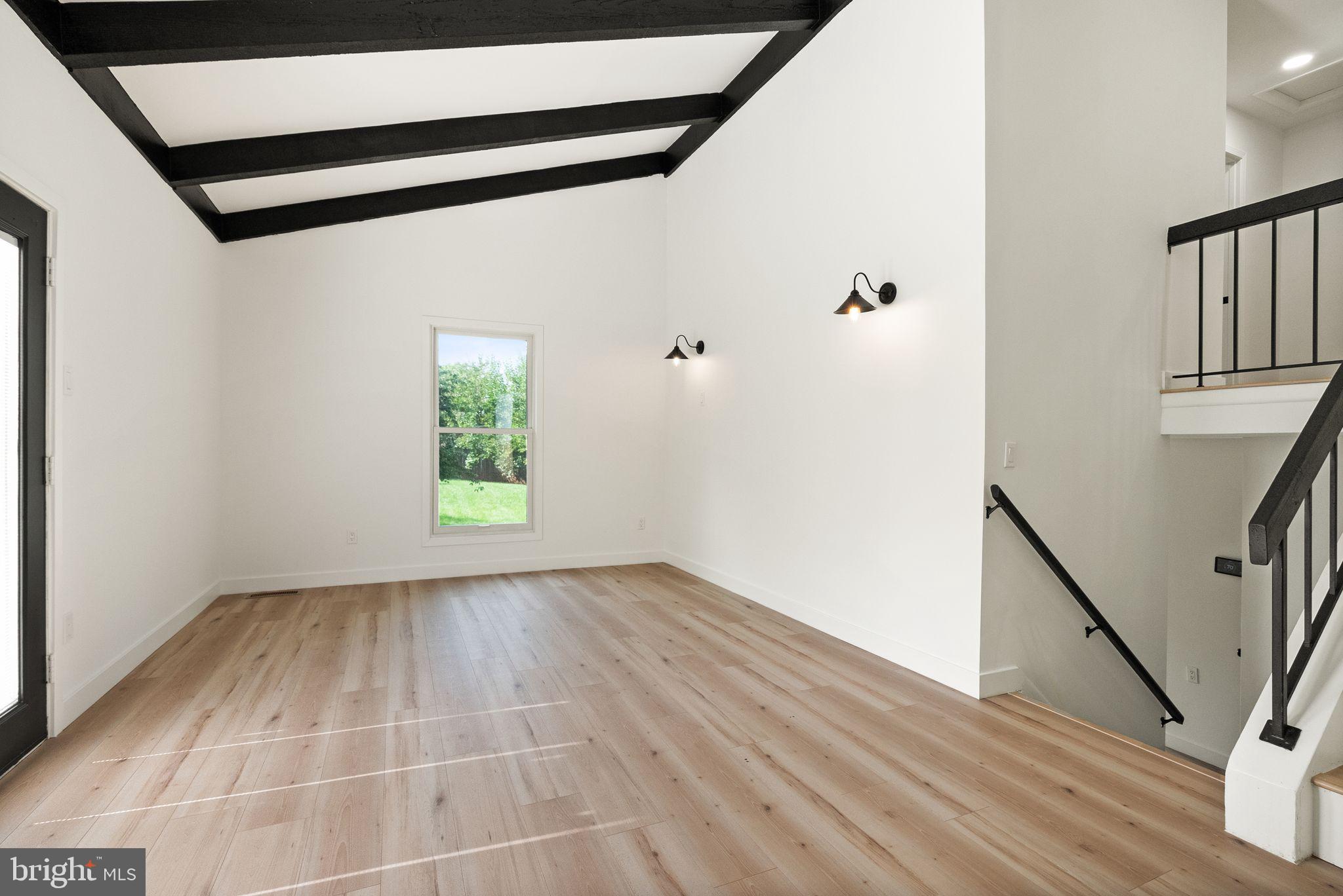 BROOKFIELD - Residential