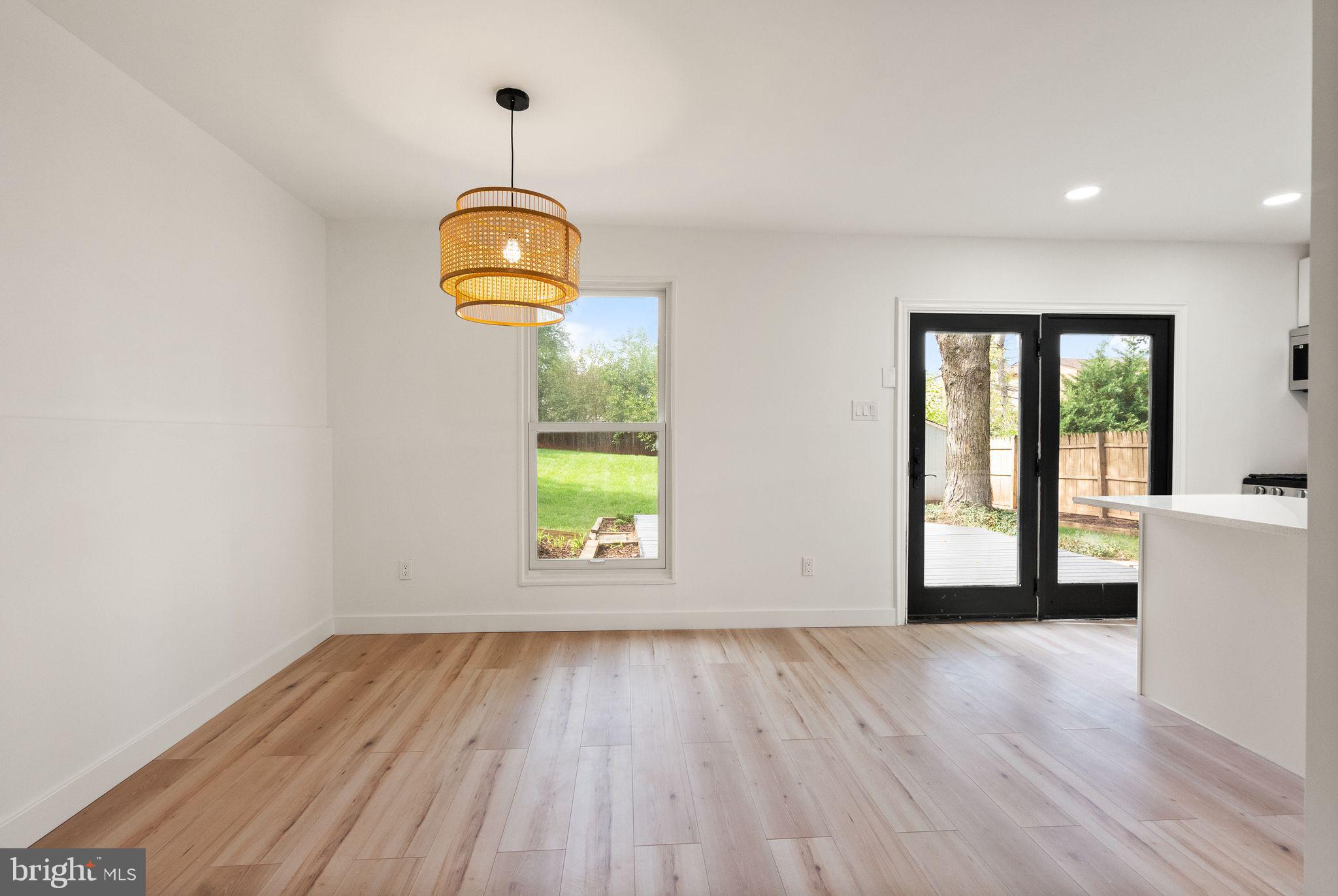 BROOKFIELD - Residential