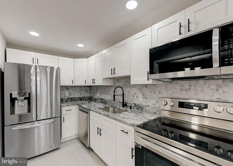 COLLINGDALE - Residential