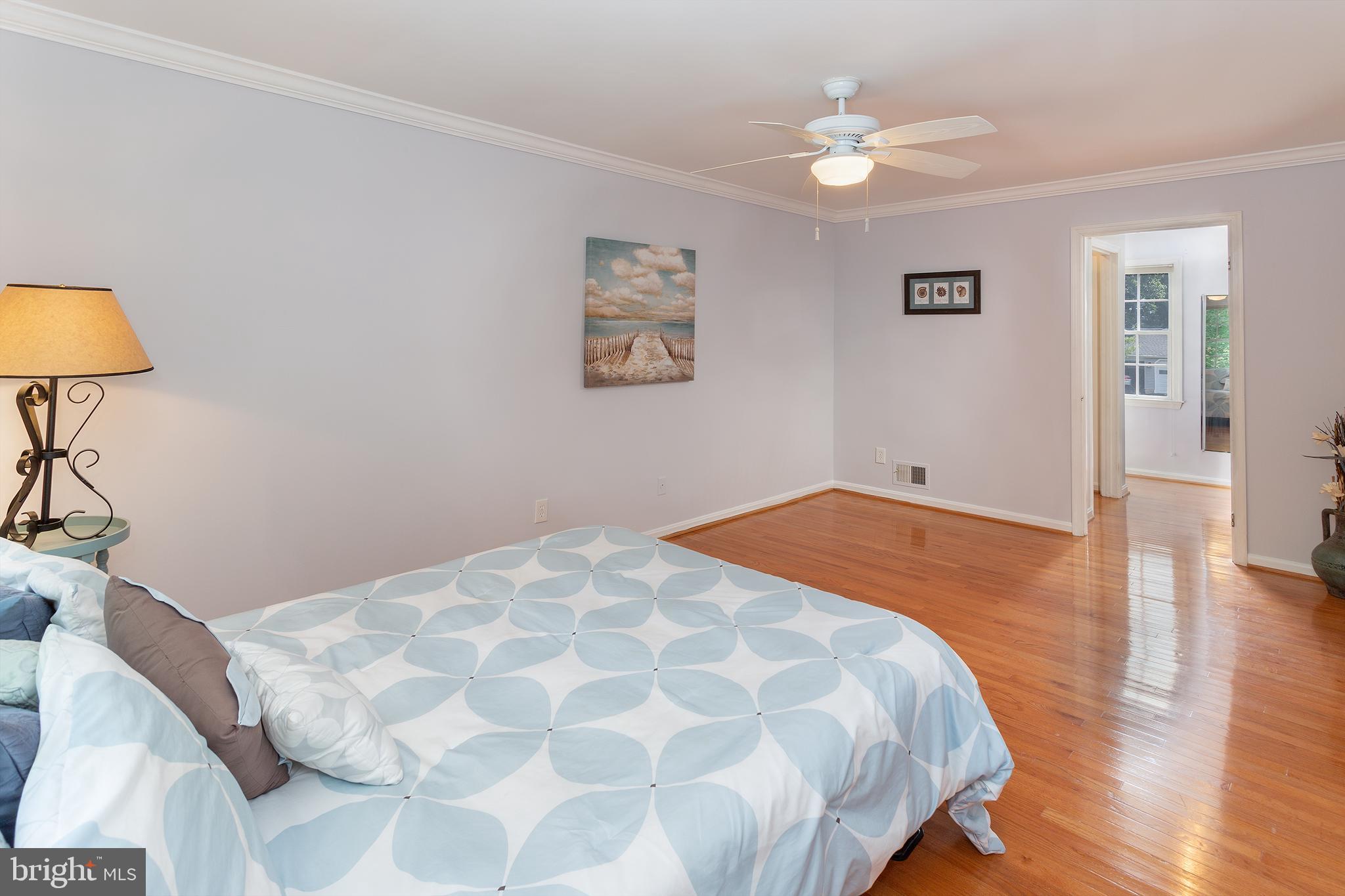 LEIGH WOODS - Residential