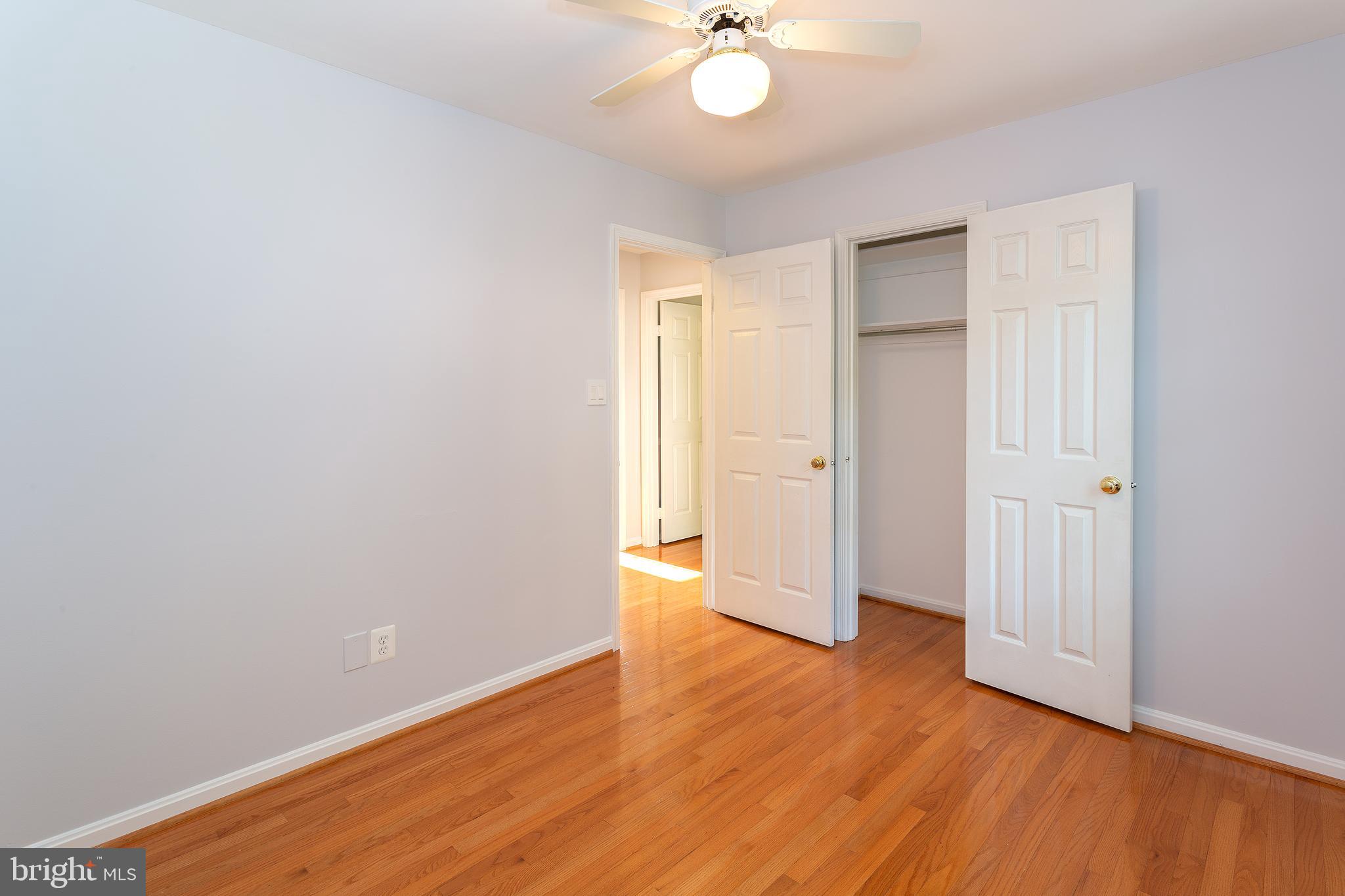 LEIGH WOODS - Residential