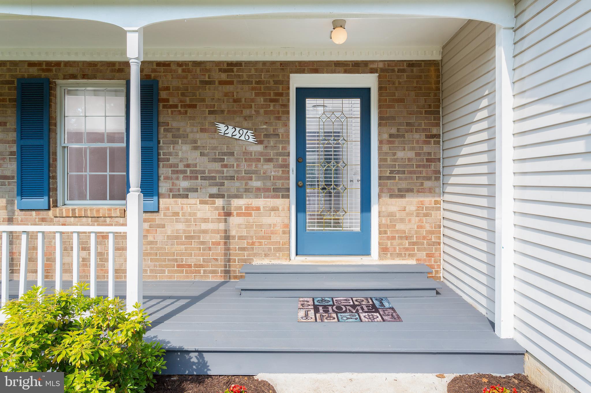 LEIGH WOODS - Residential