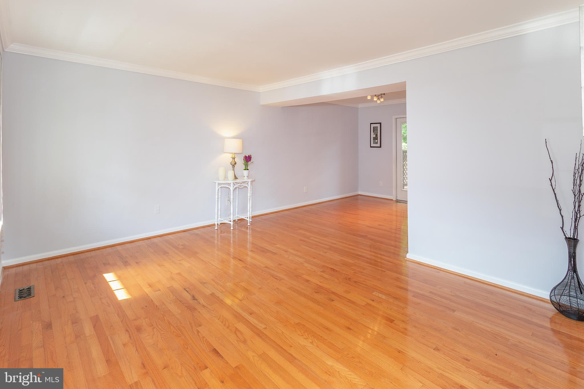 LEIGH WOODS - Residential