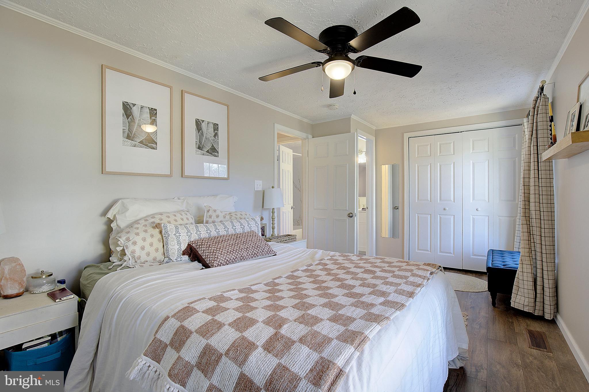 MITCHELLVILLE TOWNHOUSES - Residential