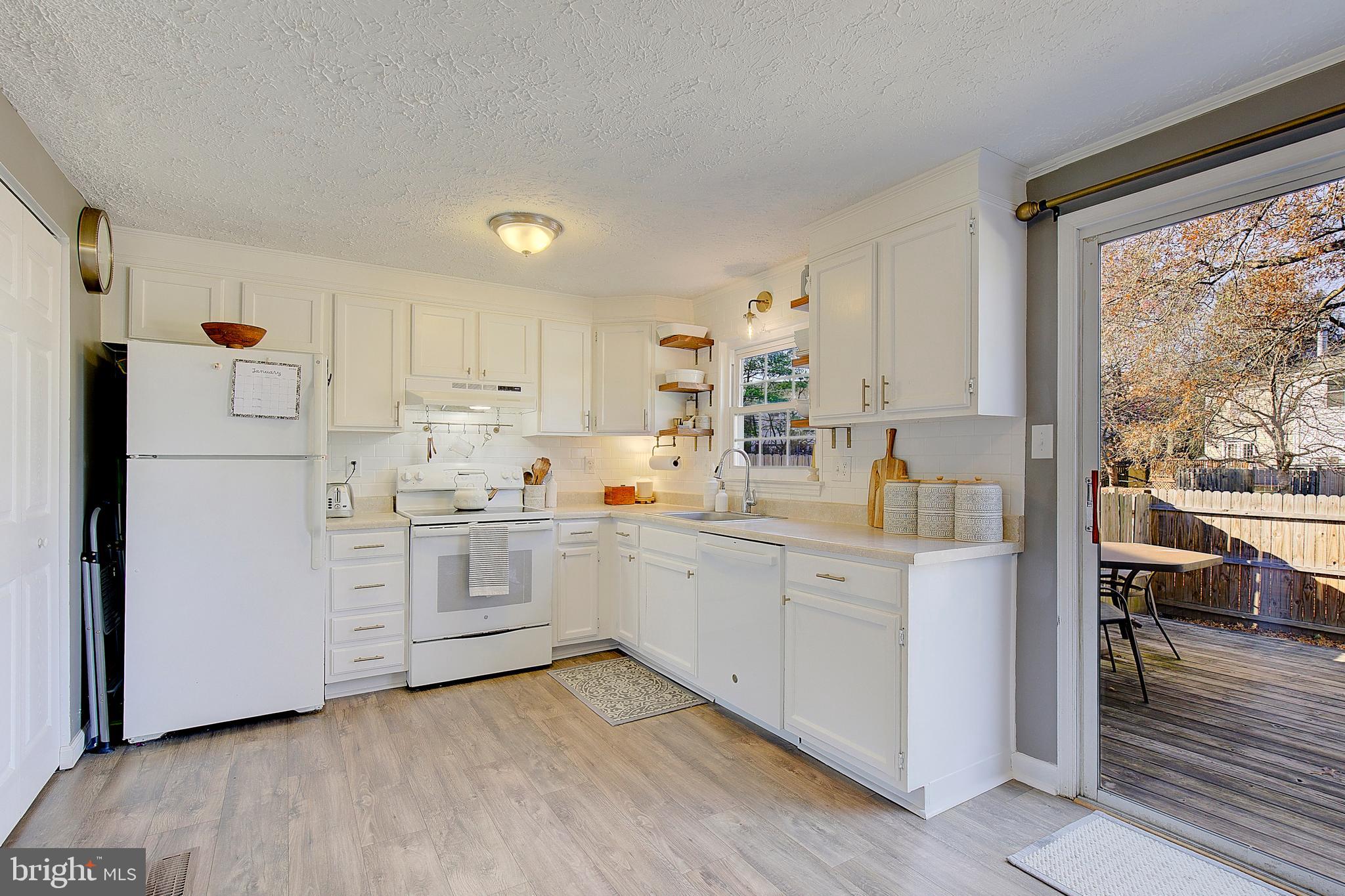 MITCHELLVILLE TOWNHOUSES - Residential