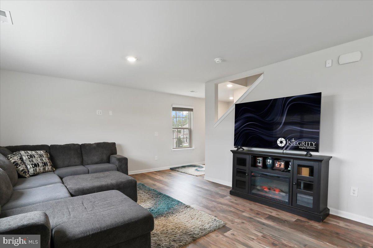 MAGNOLIA SPRINGS - Residential