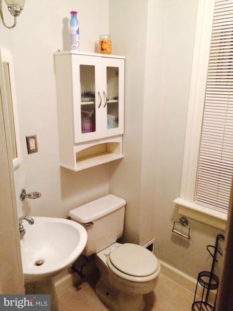 OVERLEA - Residential Lease