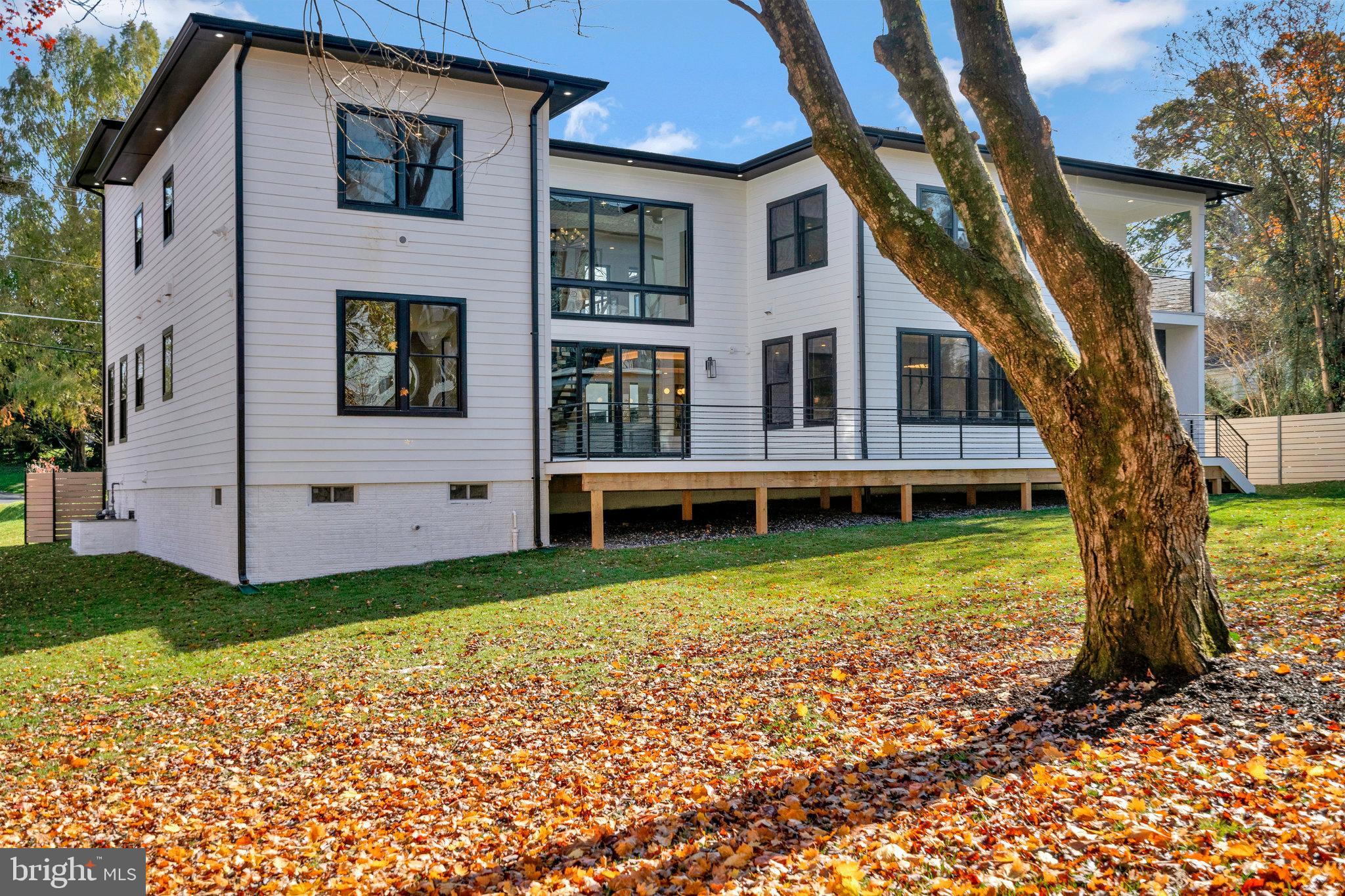 BROOKHAVEN - Residential