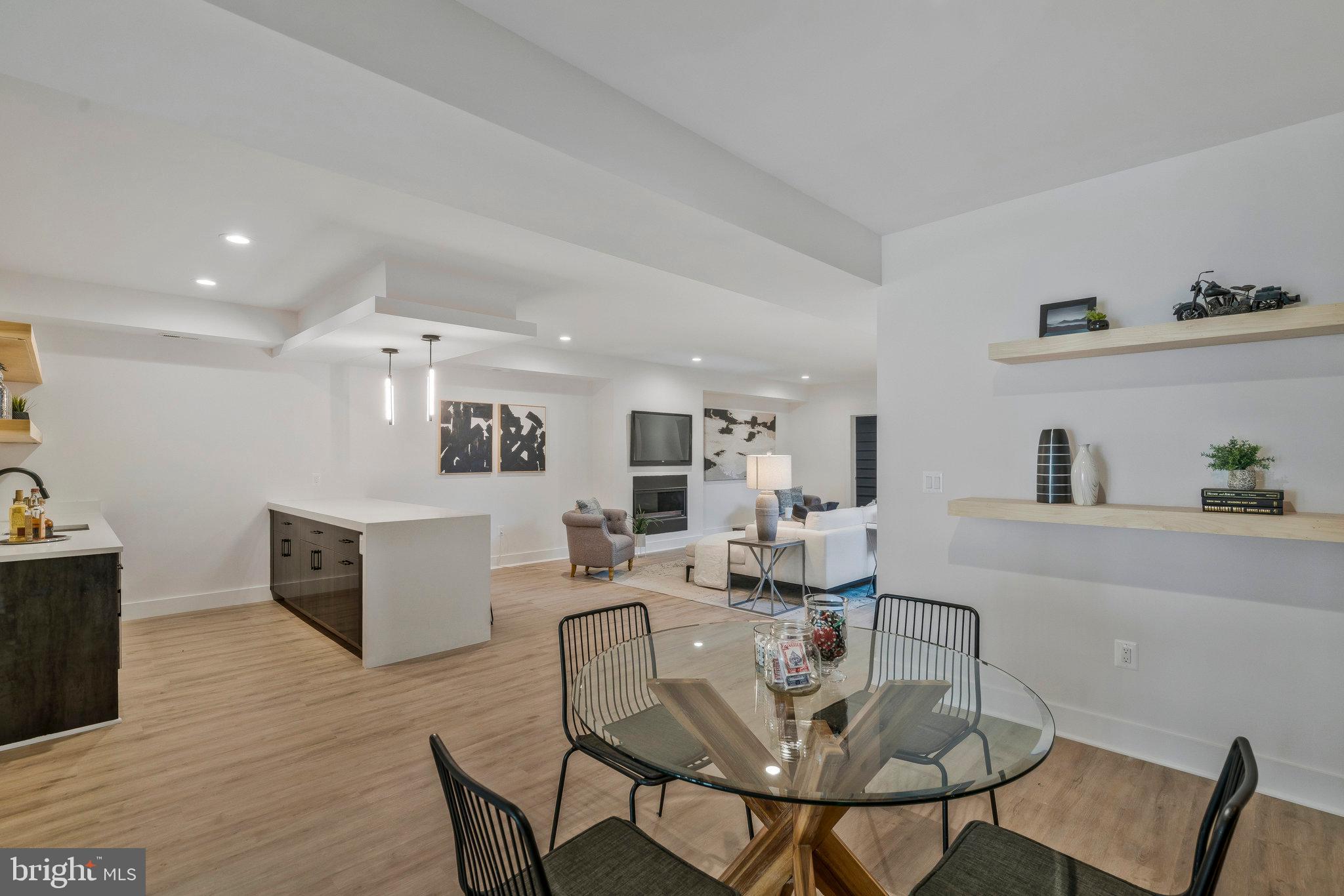 BROOKHAVEN - Residential