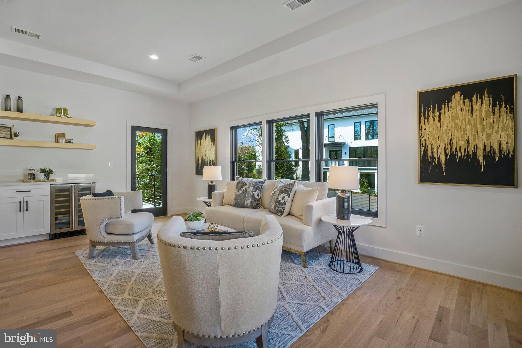 BROOKHAVEN - Residential