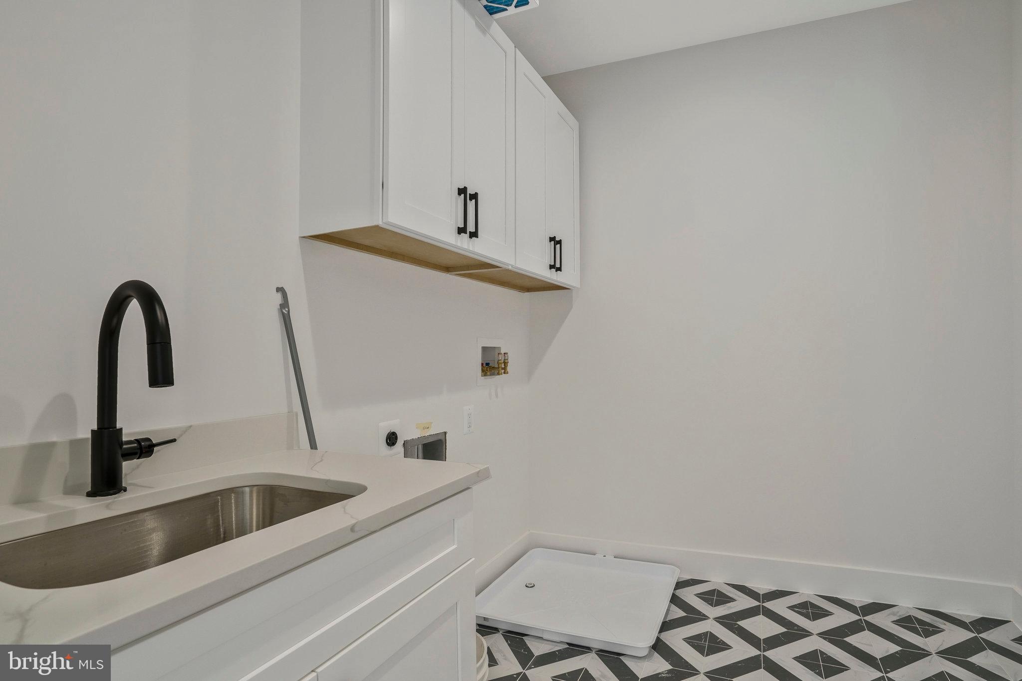 BROOKHAVEN - Residential