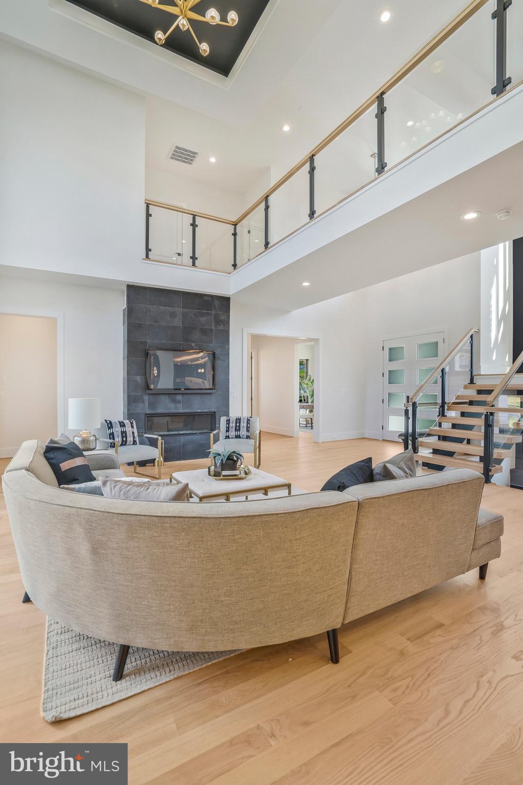 BROOKHAVEN - Residential