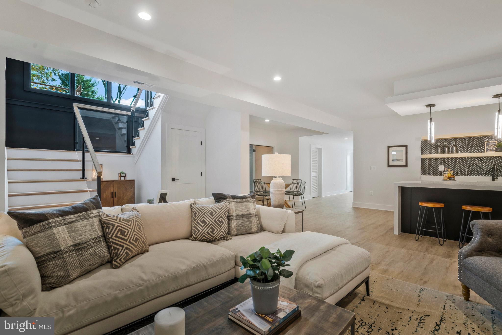 BROOKHAVEN - Residential